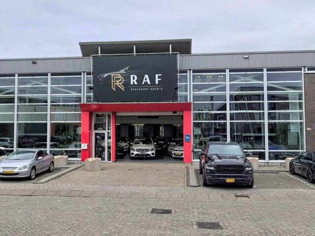 RAF Exclusief Autos